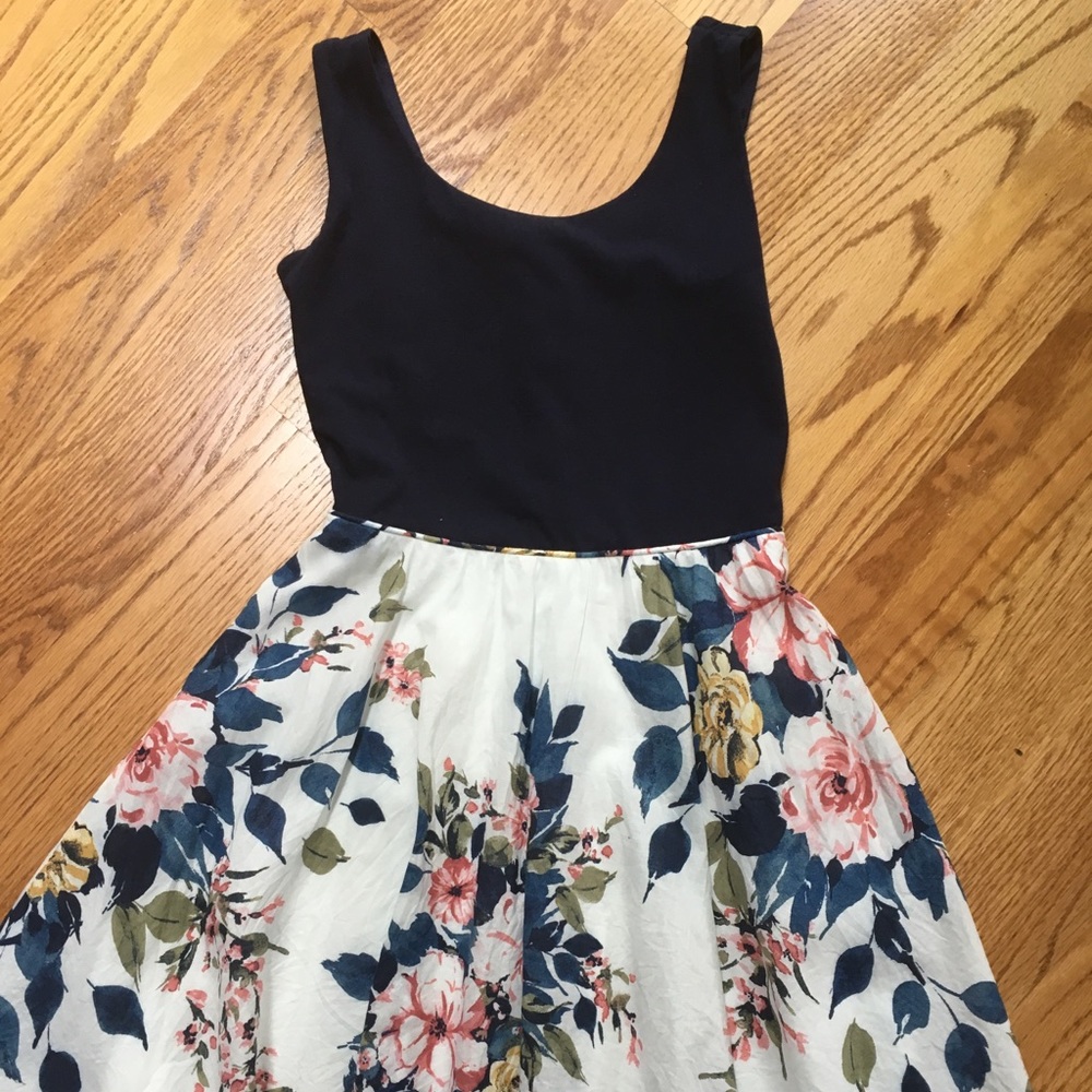 Juniors spring dress